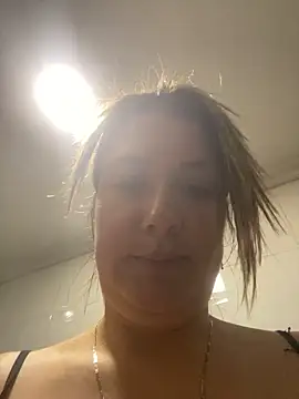 Abby-LS Chat XXX in diretta