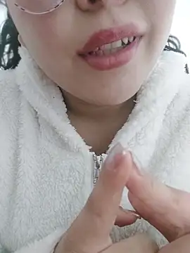 Elinaax Chat XXX live