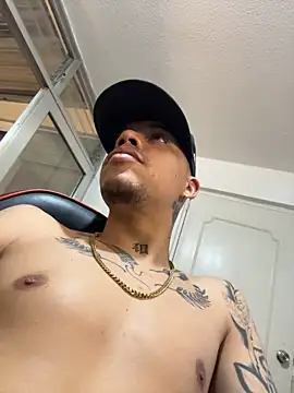 Chat XXX Live AlphaMasterXxx