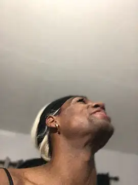 GaseousOunce61's Webcam Show