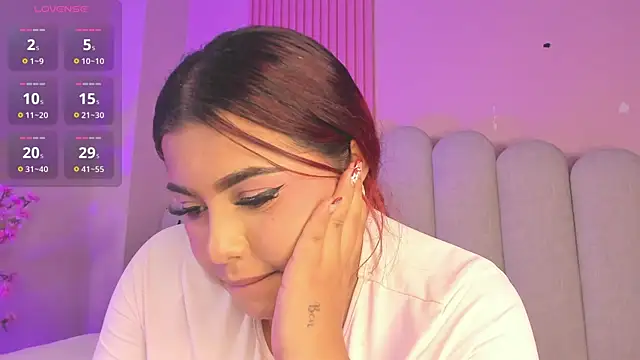 Zoe1_2のライブXXXチャット