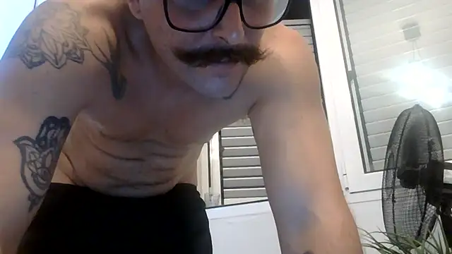 Chatroom XXX en direct de yanick931