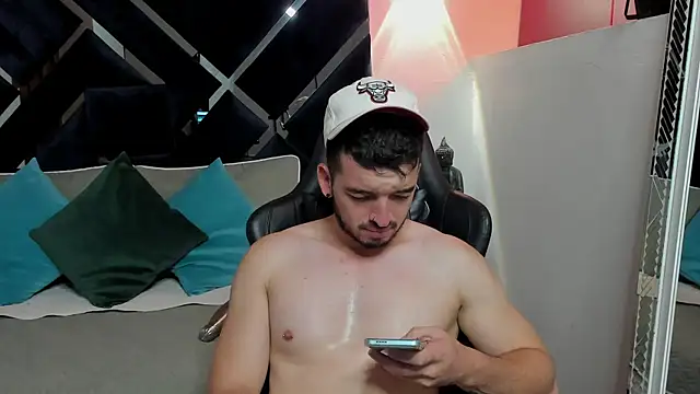 Logan_WolfJSn Live XXX chat