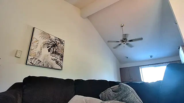 derekmontana2 Show in webcam