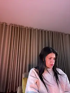 צ'אט XXX בשידור חי של Zandrina