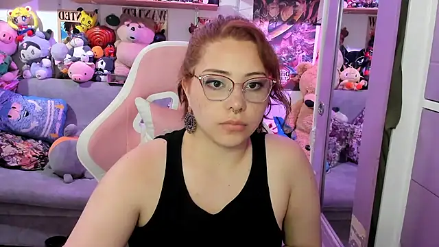soficammy Adlı Modelin Canlı XXX Sohbeti