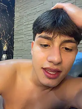Chatroom XXX en direct de Lander_Cruz