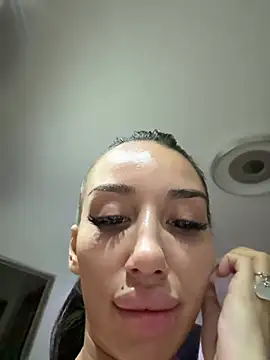 BlueEyes_BB Chat XXX live