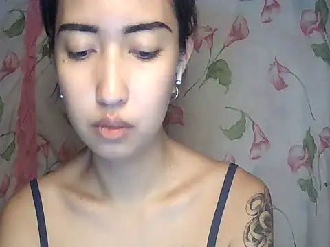 XXnaughty_08XX Chat XXX in diretta
