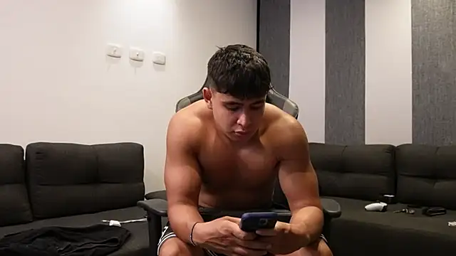 Bray_Kevin – Naživo XXX chat