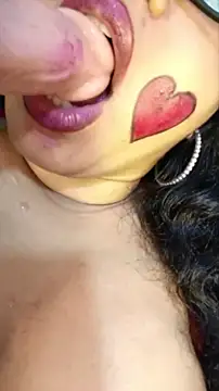 CeylonDoll Show in webcam