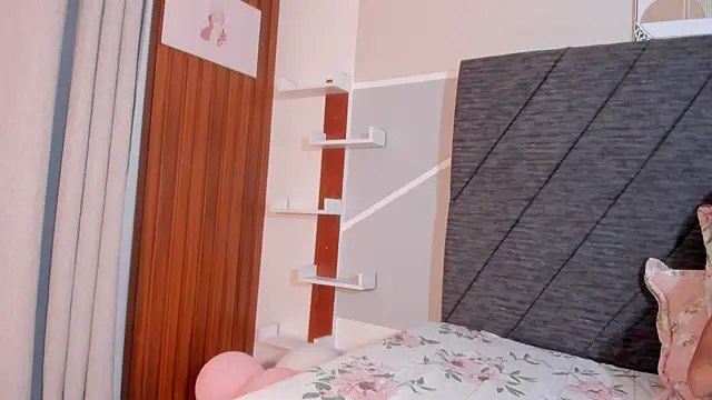 ScarletMoon_1 – Naživo XXX chat