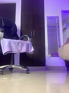 BunnyGlow50's Live XXX Chat