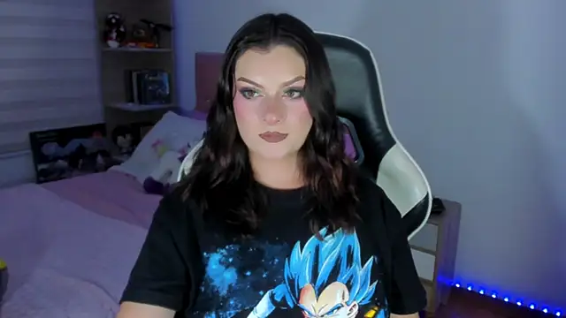 צ'אט XXX בשידור חי של OphelianaRose33