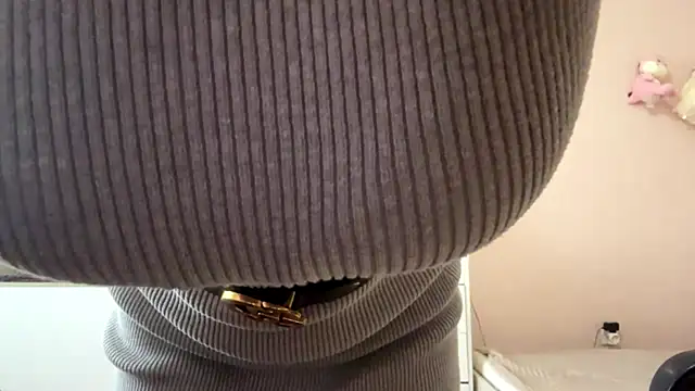 XXX chat uživo modela Ledi_Asthik