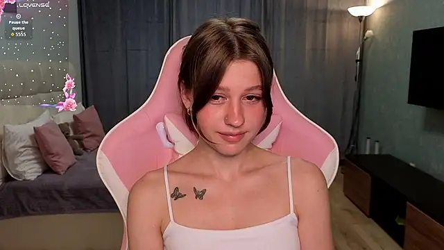 lilymoore69のライブXXXチャット