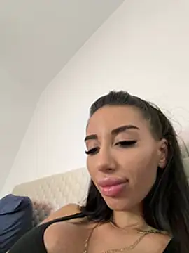 BlueEyes_BB's Live XXX Chat