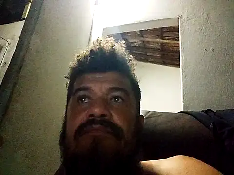 tarra122's Live XXX Chat
