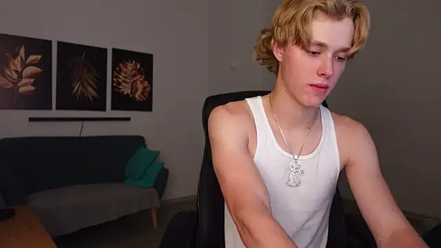 Вебкам-шоу Eddie_Soltero