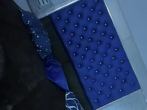 Chat XXX Live evyqueen33