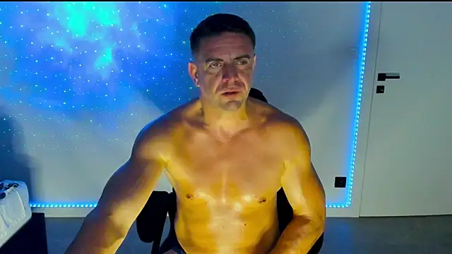 XXX chat uživo modela BadBoyVibes84