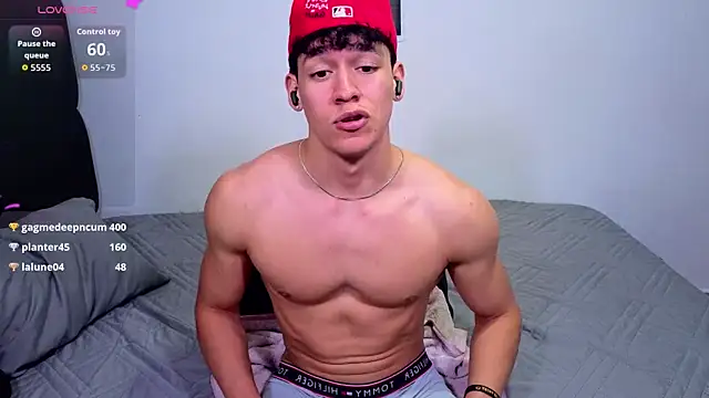 Chatroom XXX en direct de Luke_Muscle