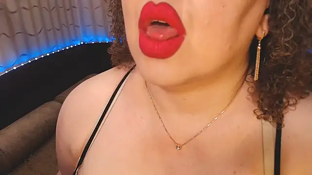 BustyKatty 라이브 XXX 채팅