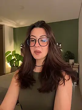 צ'אט XXX בשידור חי של EmaSaenz