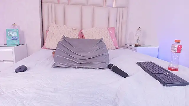 alanarose18 라이브 XXX 채팅