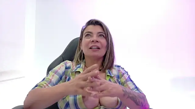 Živý XXX chat charlotedoll