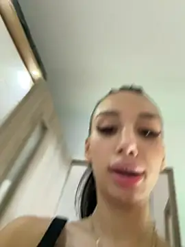BlueEyes_BB Chat XXX live