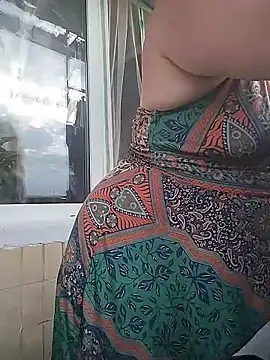 Xelenaxcbbs' Live XXX Chat