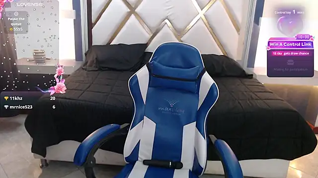 Chat XXX en directo de chloe_prg