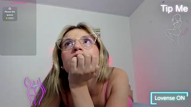Czat XXX na żywo – SHARONBLAKE2