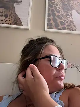 hiddensecretxx Chat XXX live
