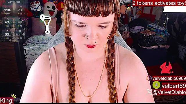 VelvetDiablo's Live XXX Chat
