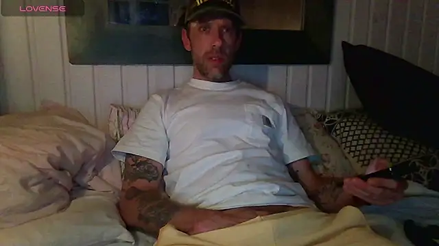 Stock-Holmesn Live XXX chat