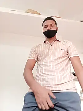 Rashi__75 Adlı Modelin Canlı XXX Sohbeti