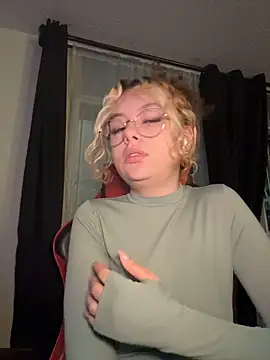 Chat XXX ao vivo de Joyce-fire