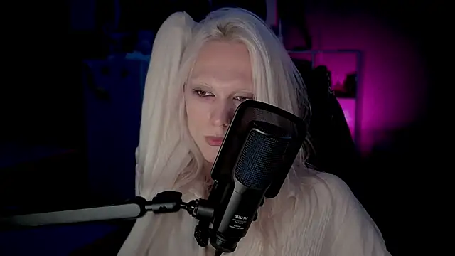 Chat +18 de sindLy ao vivo