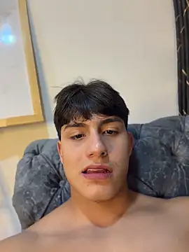 Lander_Cruz লাইভ XXX চ্যাট