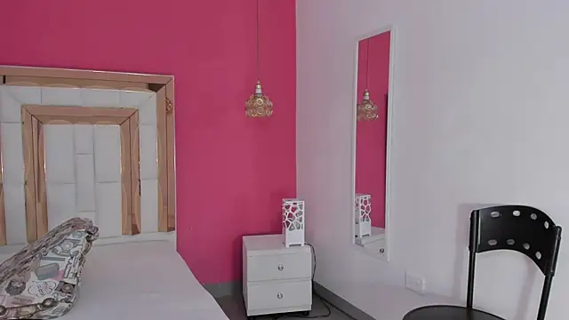 Alanna_hot3 লাইভ XXX চ্যাট