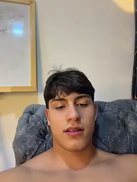 Lander_Cruz live XXX chat