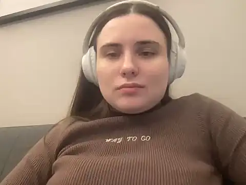 Olyshaa Adlı Modelin Canlı XXX Sohbeti