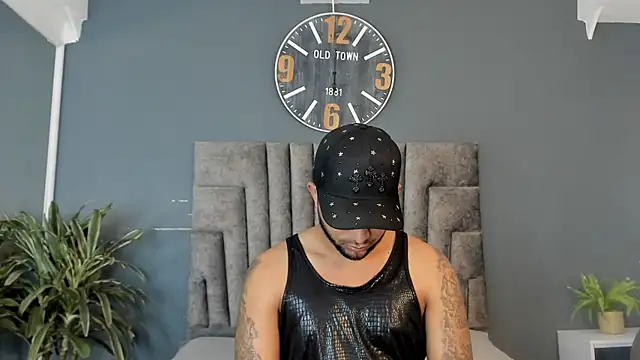 Czat XXX na żywo – Robin_Rief