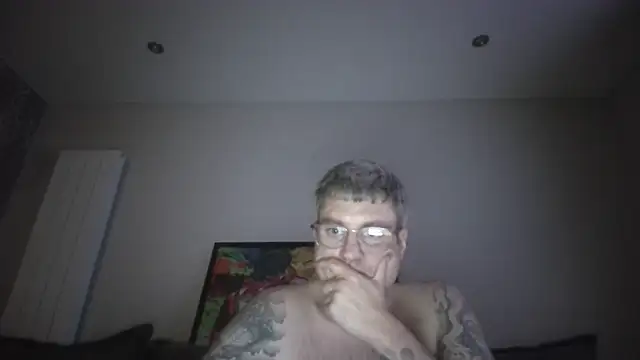 Macca84 live XXX chat