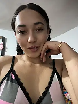 Chat XXX ao vivo de HollyAngel2