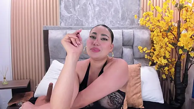Sulay_Kim's Live XXX Chat