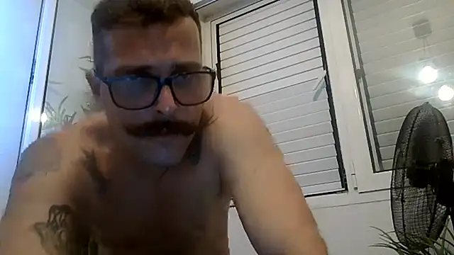 Živý XXX chat yanick931