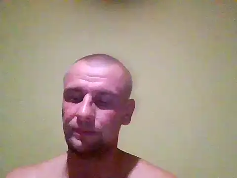 XXX chat uživo modela Regularfucker28